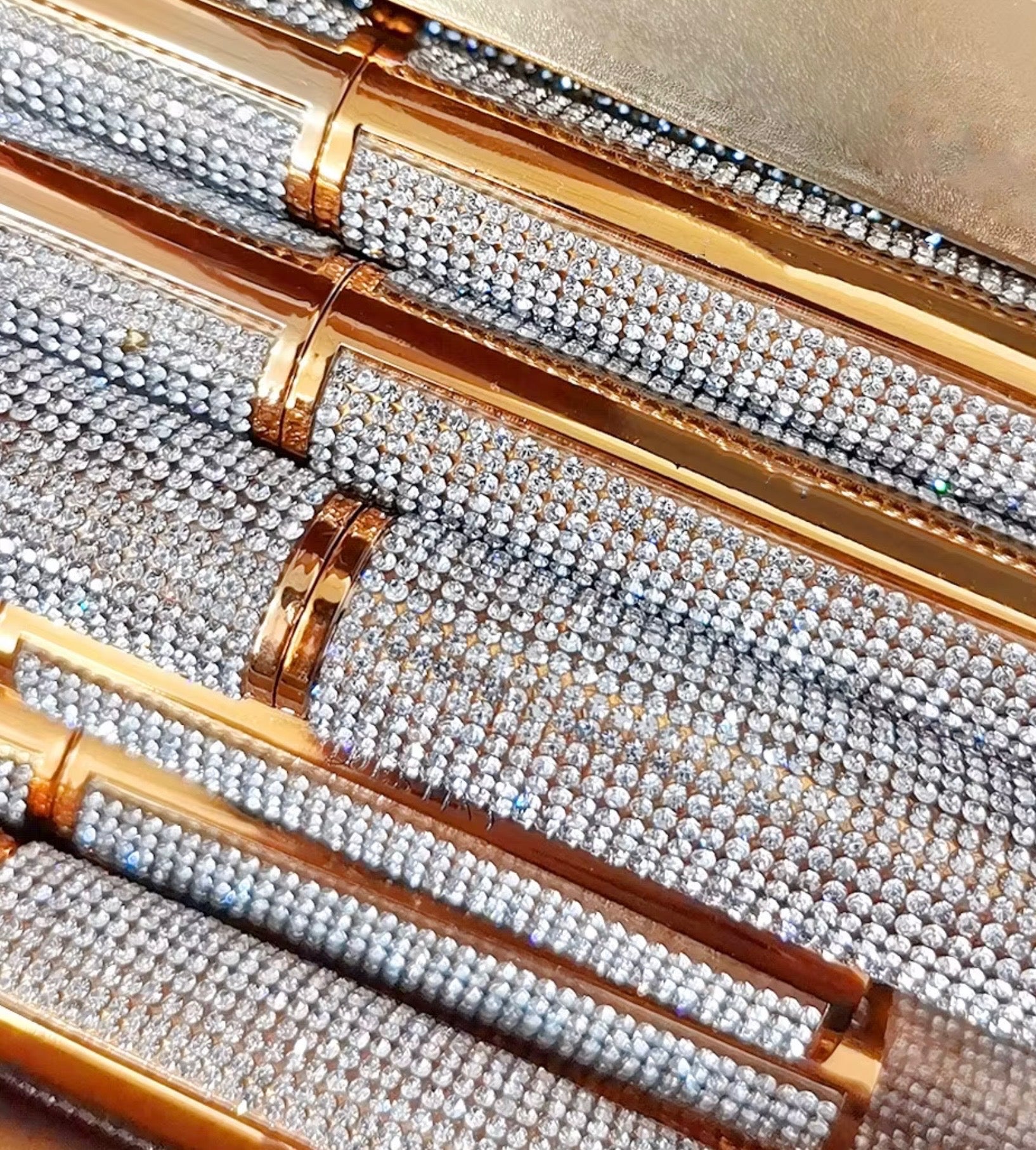 Clear Diamond Luxe 4D Fiber Waterproof Mascara